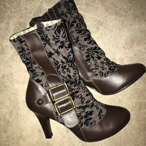 Demonia Tesla -106 steampunk Victorian boots